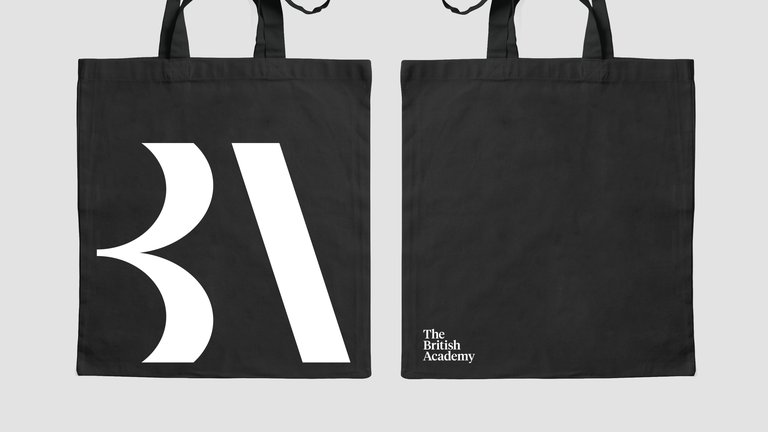 Example of branded tote bags