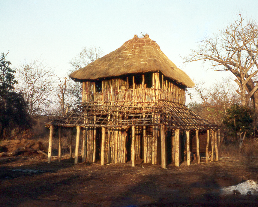 A-two-storey-house-in-Zambesia.png