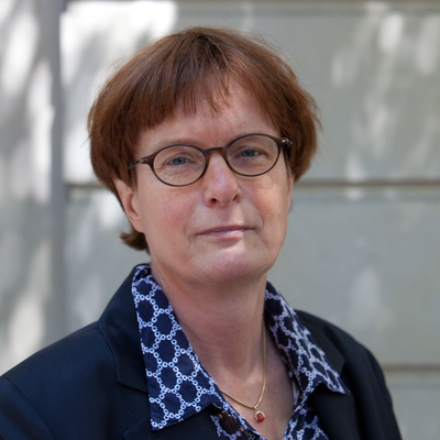 Headshot of Professor Irene De Jong FBA