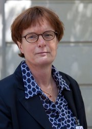 Headshot of Professor Irene De Jong FBA