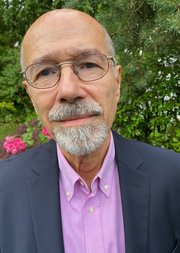 Headshot of Professor Dr Wolfgang Künne FBA
