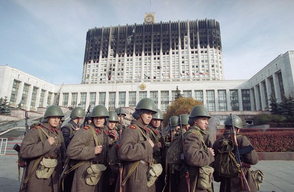 The White House (Moscow, Russian Federation) following President Yeltsin’s 4 October 1993 attack. © AP/Shutterstock