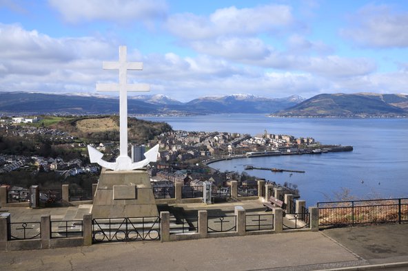 Emma-Bond-Greenock-Lyle-Hill.jpg
