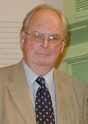Portrait photo of John Dillon