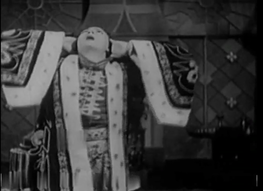 Screengrab from the film Layla the Bedouin (1944, dir. Bahija Hafiz). Laylā cries out for her father.