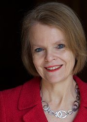 Headshot of Louise Gullifer