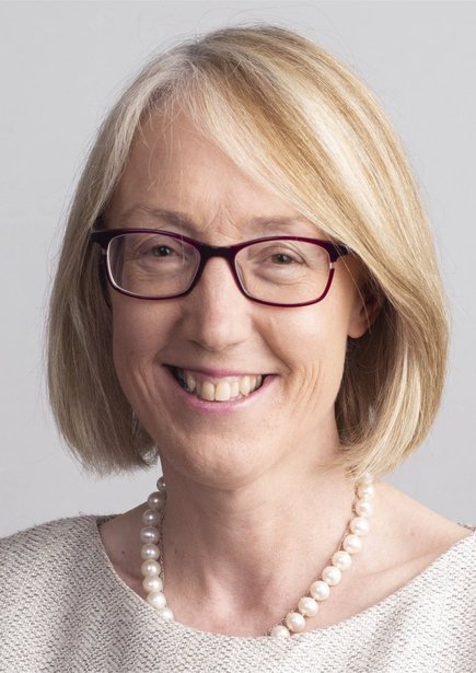 Headshot of Niamh Moloney
