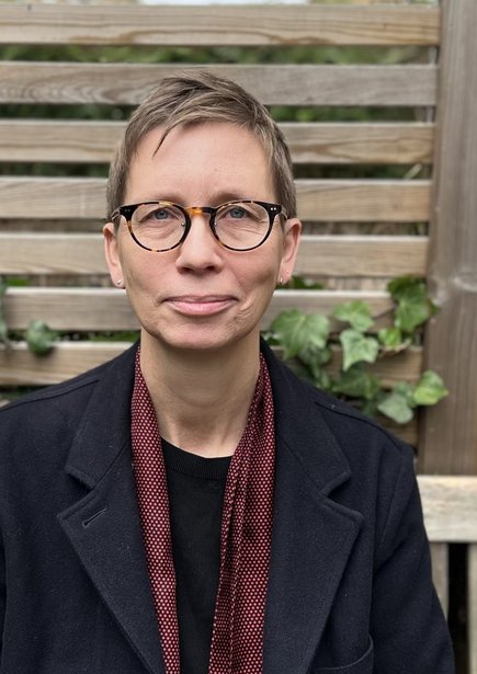 Headshot of Professor Laura Gowing FBA