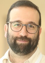 A photo of Ricardo Reis FBA.
