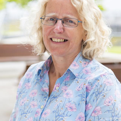 Portrait photo of Professor Jane Wills FBA