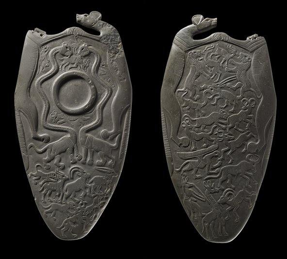 The Two Dog Palette, from Hierakonpolis, Egypt, c. 3200–3000 BC, siltstone. Image © Ashmolean Museum, University of Oxford.